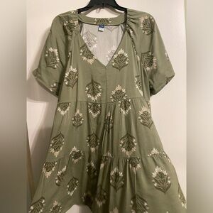 Old navy green dress